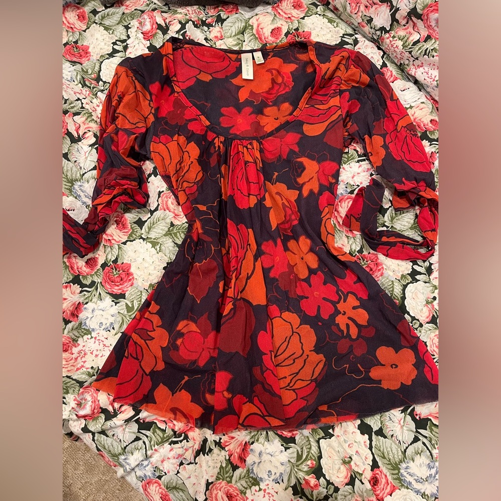 daisy & clover women’s red floral patterned short sleeve tie blouse